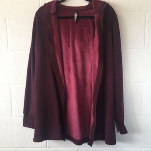 90 degree by Reflex XL Women’s long sleeve maroon hoodie